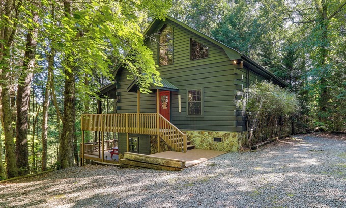 Epworth Cabina | Luxe Fightingtown Creek Cabin: 2 King Suites & Spa