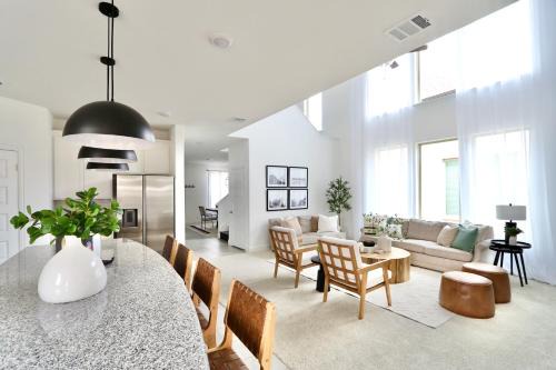 Little Elm Casa | Luxe Living 4-bedroom with fireplace & game room