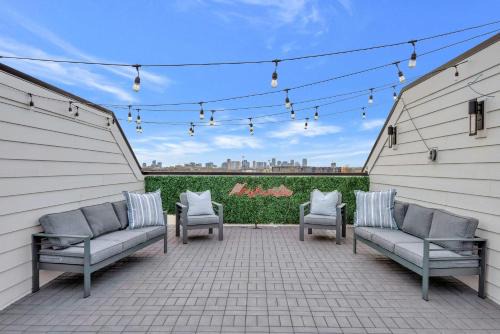 South Nashville Casa | Luxe Music City Show House Walk to Geodis Park