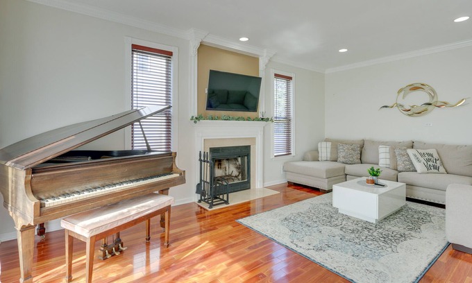 Matawan Casa | Luxe New Jersey Vacation Rental: Hot Tub, Sauna