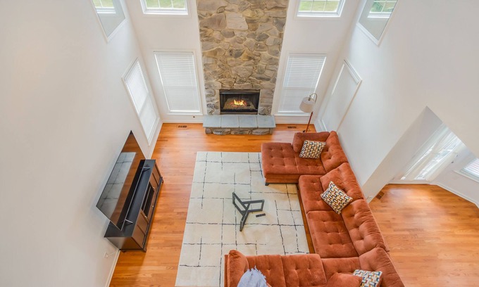 Friendly Casa | Luxe Presidential close to MGM, National Harbour, DC, VA