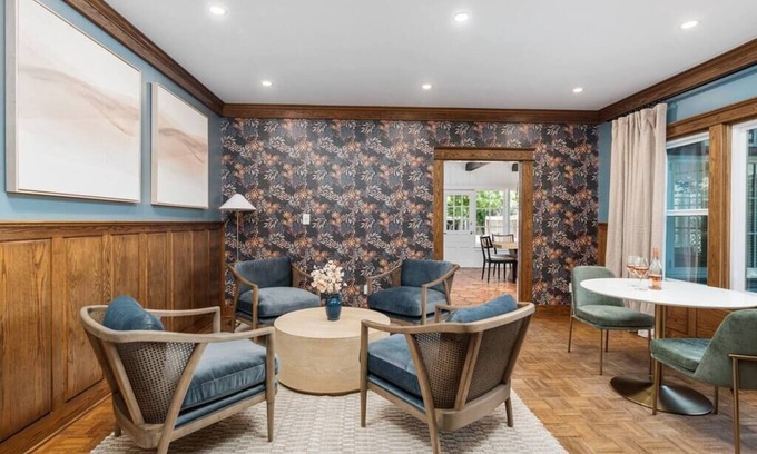 Lodi Casa | Luxe Retreat Designed For Group Getaways