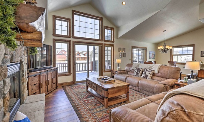 Pole Creek Casa | Luxe Rocky Mtn Retreat w / Hot Tub - Por Winter Park