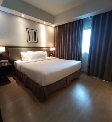 Bonifacio Global City Apartamento | Luxe Suite Stays at Bonifacio Civic Center Tower
