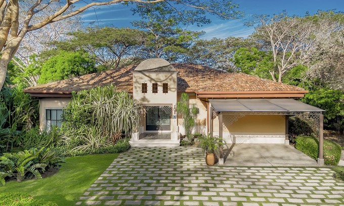 Cabo Velas Casa | Luxe tropical villa with private pool, fairway views & on-site golf/pools/tennis