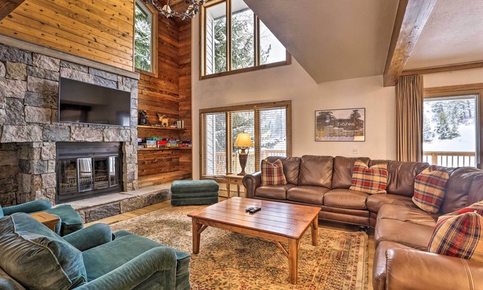 Eagle-Vail Casa | Casa de lujo en EagleVail Golf Course w / Hot Tub!