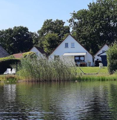Heel Casa | Luxe villa aan het meer