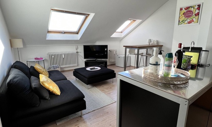 Hollerich Apartamento | Luxembourg Ville - Charming bright 1 bedroom apartment - Belair
