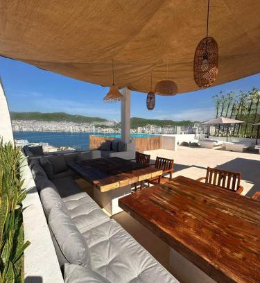Guitarrón Villa | LUXO Casa en Acapulco Zona Brisas Guitarrón con vistas espectaculares y 2 albercas