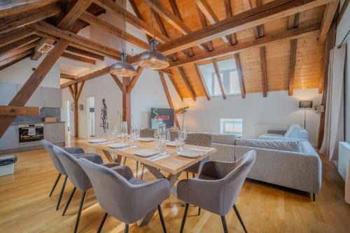 Altstadt Sudwest Apartamento | LUXOMES - Tropical & Streetart Style - Old Town Apartments - Central Ingolstadt