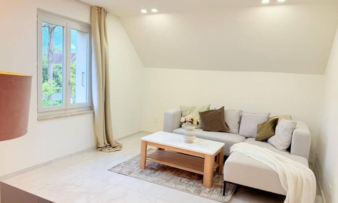 Biel Apartamento | Luxrem 5 Apartments Skyline