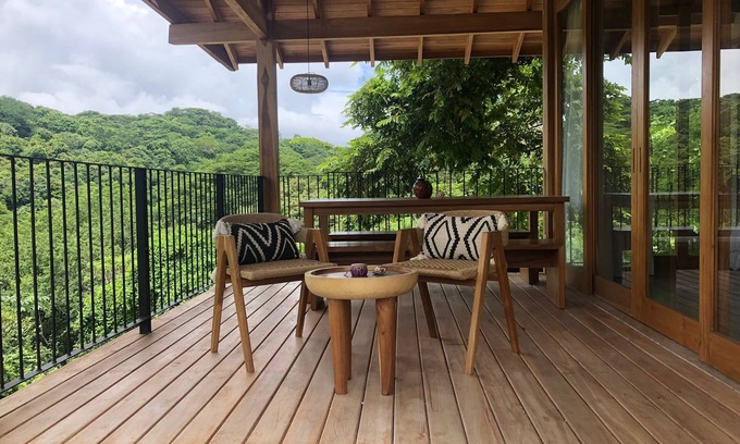 Playa Hermosa Cóbano Casa | Luxury 2-bedroom house in beautiful Playa Hermosa Santa Teresa - Pool, AC, WiFi