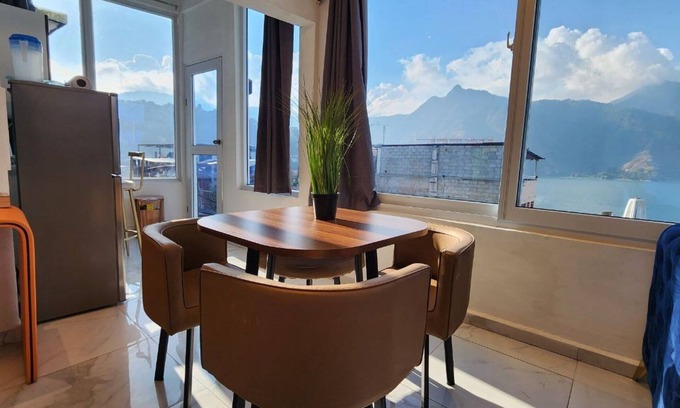 San Pedro La Laguna Apartamento | Luxury Atitlan The Penthouse Apartment