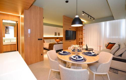 Trindade Apartamento | Luxuoso Studio em frente a UFSC e HU - CEN011