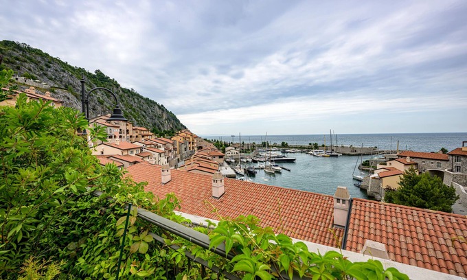 Duino-Aurisina Apartamento | Luxuriöse Wohnung in Portopiccolo mit Garten und Privatstrand Privates