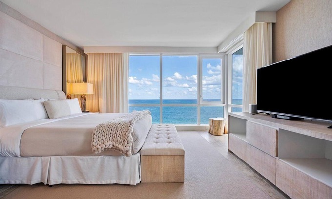 South Beach Condominio | **¡Lujoso! 5 * 2/2 Beach Front Condo-Hotel en South Beach Unit 1520