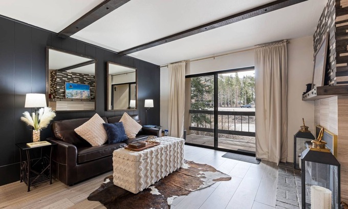 Kirkwood Condominio | Luxurious 2 Bedroom Base Camp Condo - Steps From Kirkwood Village 2 Condo by Redawning
