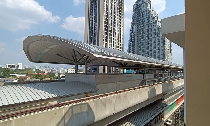 Nonthaburi Apartamento | Luxurious 2 Bedroom condo next to MRT
