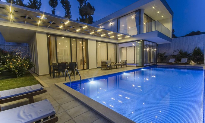 Islamlar Casa | Lujosa villa de 2 dormitorios con una gran piscina aislada y un montón de espacio al aire libre
