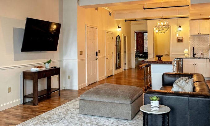 Utica Apartamento | Luxurious 2 BR Loft