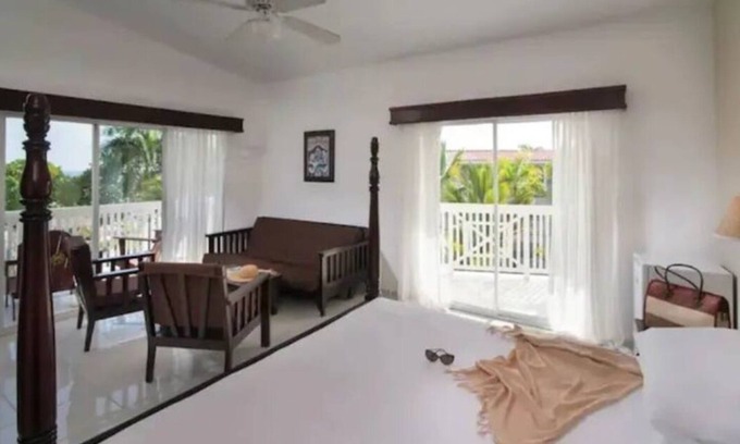 Los Brazos Casa | Luxurious 2 Bedroom Presidential Suite