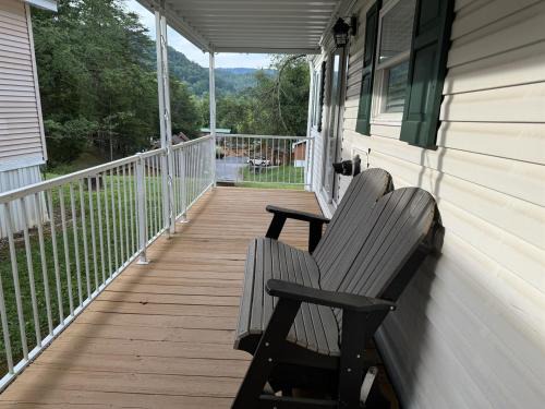 Gatlinburg - Pigeon Forge Chalet De Esquí | Luxurious 2BR Mountain Sanctuary Near Gatlinburg