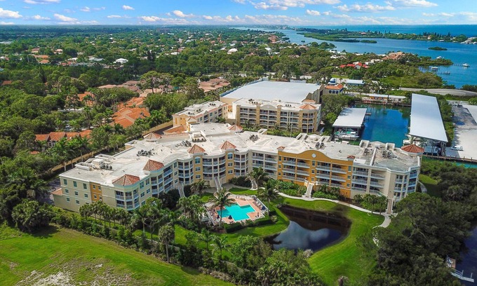 Osprey Condominio | Luxurious 3/2 Waterfront Retreat in Osprey, FL!