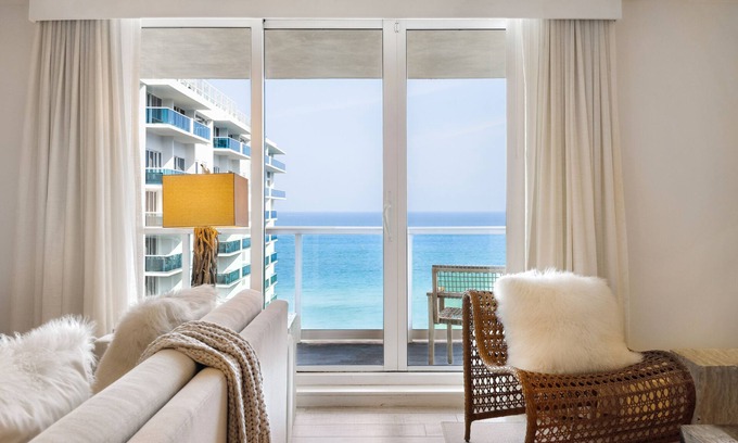 South Beach Condominio | **¡Lujoso! 5 * 3/3 + Den + Queen Sofá cama - Frente a la playa Unidad Condo-Hotel 1140