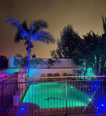 Del Rey Apartamento | Luxurious 3 BD in Culver City with POOL &HOT SPA