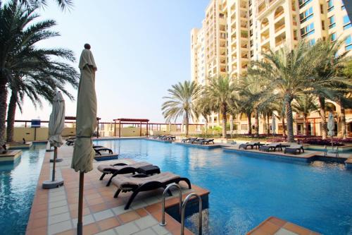 Palm Jumeirah Apartamento | Luxurious 3BR Apartment with Sea & Atlantis Views, Palm Jumeirah - Ahlan HH