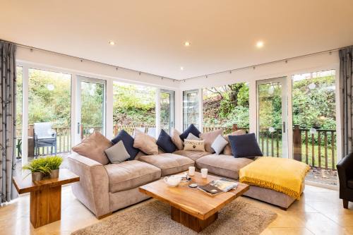 St Austell Casa | Luxurious 4 Bedroom New England Style Villa - Trewhiddle V16