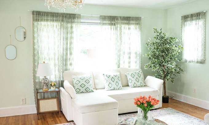 Greensboro Casa | Luxurious 4-Bedroom Retreat in Greensboro – AC, WiFi, Comfort Guaranteed