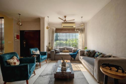 DLF Phase 3 Casa | Luxurious 4 BHK with Mini Movie Theatre in Gurgaon