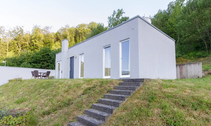 Waxweiler Casa | Luxurious 4-person bungalow in the Eifel camping park