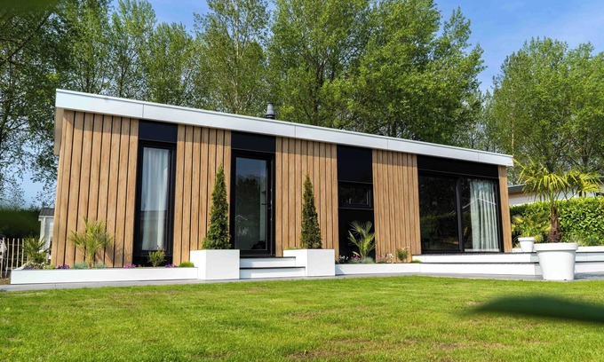 Sint Kruis Chalet De Esquí | Luxurious 5-person chalet in Zeeuws-Vlaanderen - Large garden - Air conditioning