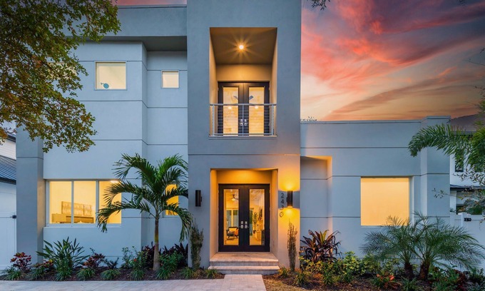 Arlington Park Casa | Arlington Park Luxury House