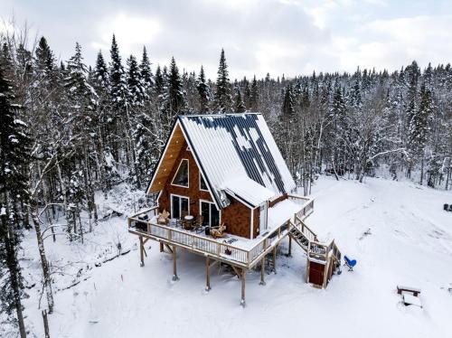 Pittsburg Chalet De Esquí | Luxurious A-Frame Cabin Nestled Among Spectacular Nature in New Hampshire