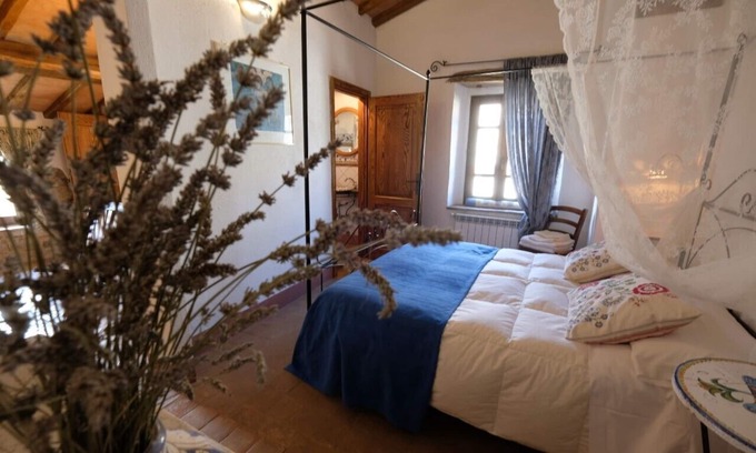 Castiglione d'Orcia Casa | Casale Sopra Los baños de Bagni San Filippo