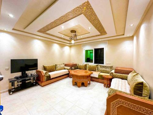 Oued Laou Apartamento | Luxurious apartment with swimming pool and playground