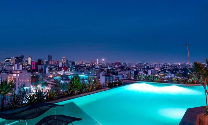 Hipódromo Casa | Luxurious Art Deco Hotel Suite w/Balcony: Embrace the Vibes of Mexico City
