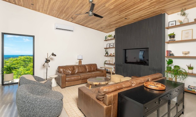 Rio Seco Villa | Lujosa Nueva Casa con Vista del Mar y Atardaceres