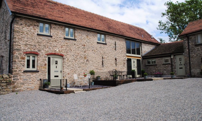 Ross-on-Wye Casa | Luxurious, calm, tranquil. Close to local amenities, far enough to totally relax