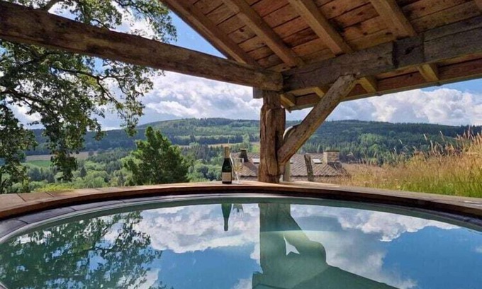 Bellevaux Chalet De Esquí | Lujoso Chalet con Jacuzzi y Sauna