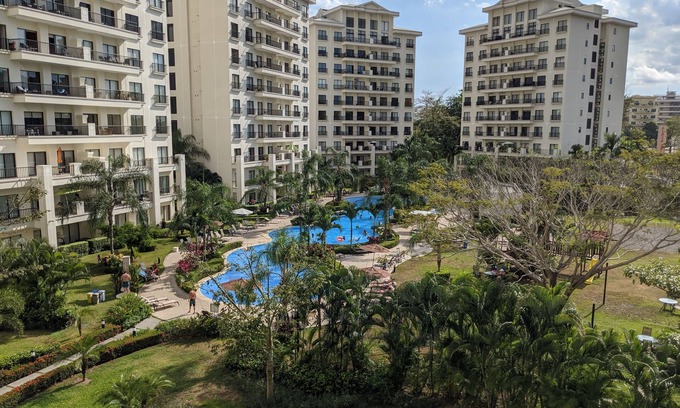 Barrio Santa Lucía Condominio | Condominio de lujo, a 10 minutos a pie de playa / ciudad, piscina increíble y comodidades.