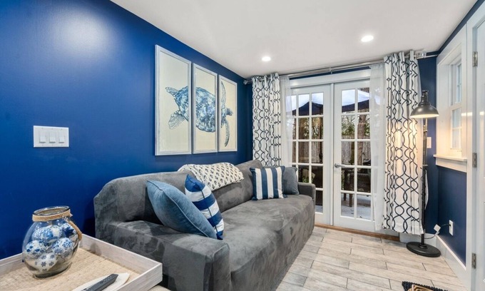 West Hyannisport Cabaña | Luxurious Cottage - walk to the beach! Brand new listing!