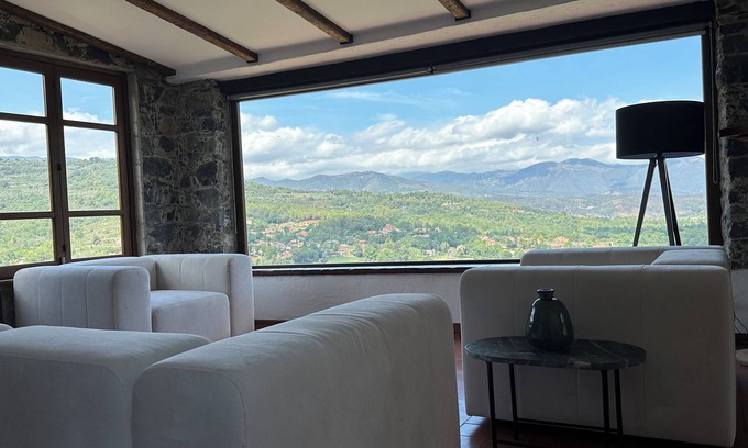 Garlenda Casa | Luxurious country house villa with pool for 2 families (sleeps 10)