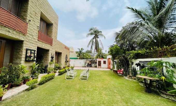 Clifton Casa | Luxurious Dream House and Event Lawn