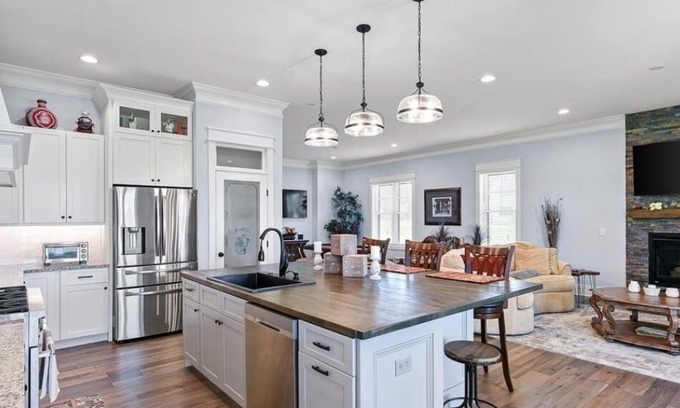 Milton Casa | Luxurious Eastern Shore Getaway