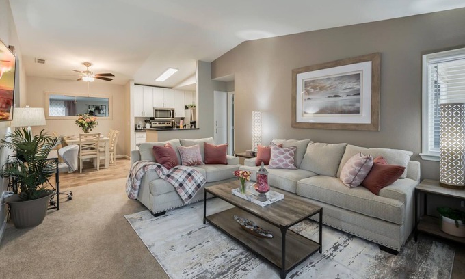 Rocklin Apartamento | Lujosa y elegante, perfecta estadía de 5 estrellas a largo plazo