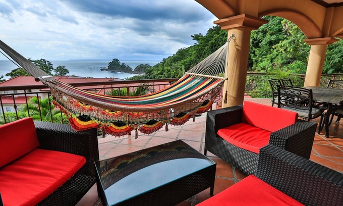 Punta Leona Condominio | Lujoso ideal para familias, 3BR Condo Con piscina menos de 5 minutos andando de la playa